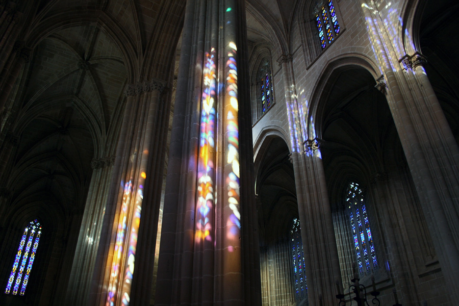 [- Reflejos -] Mosteiro de Batalha, distrito de Leiria (Portugal)