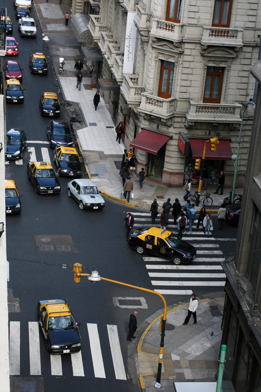 [- Desde la Ventana -] Calle San Martín, Buenos Aires (Argentina)