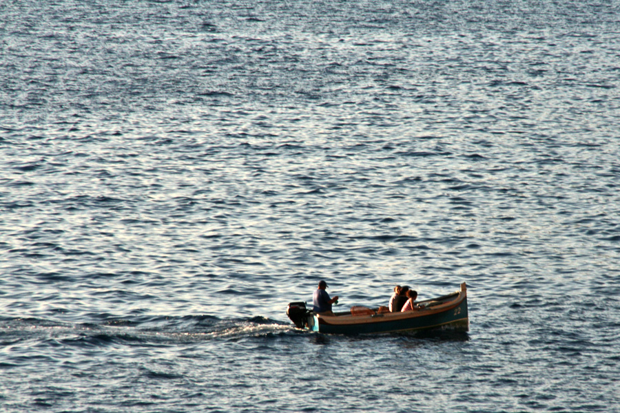 [- Navegar -] Tieqa Żerqa, St. Lawrence, Gozo (Malta)