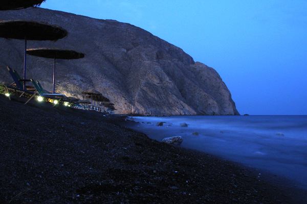 [-Oscencia II-] Περισσα, Σαντoρινη (Ελλασ) / Perissa, Santorini (Grecia)