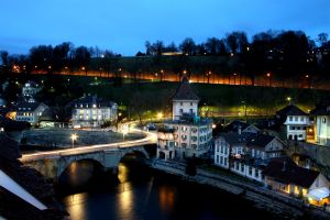 [- Larga exposición -] Nydeggbrücke, Bern (Suiza)