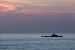 [- La isla y el faro -] Tévennec, Pointe du Raz (Francia)