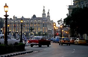 [- A noite achégase -] La Habana (Cuba)