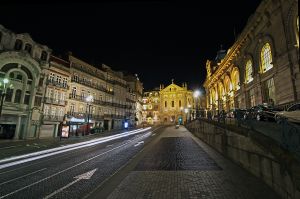 [- Á noite -] São Bento, Porto (Portugal)